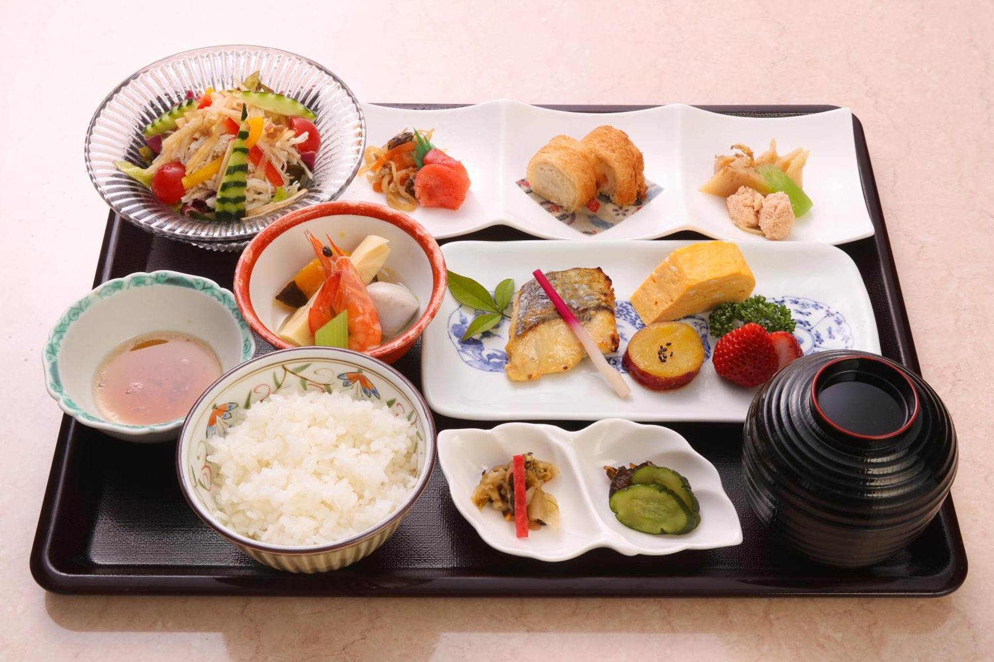 长崎国际大酒店 大村市 外观 照片